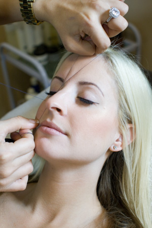 Eyebrow Threading with Tinting Photo
